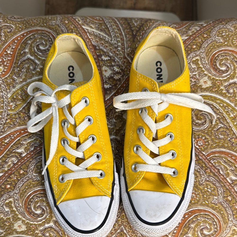 Converse Yellow Chuck Taylor All-Star Sneakers Classic Canvas